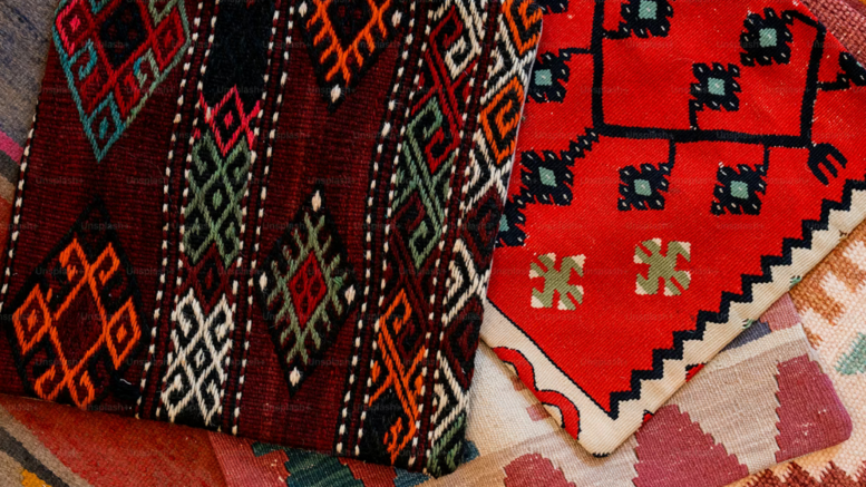 درخشش قالین