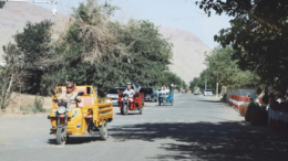 گشت و گذار با ریکشا